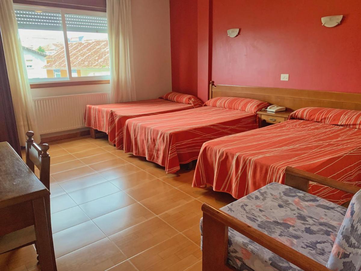 Hostal Las Vegas Cangas Extérieur photo